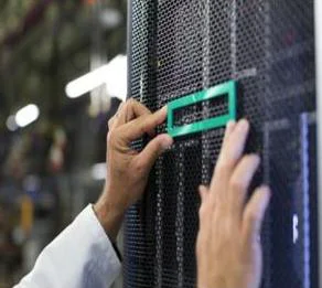 Hewlett Packard Enterprise HPE 3.84TB NVMe RI BC U.3 PM1733 SSD