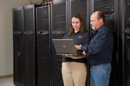 Apc 1Yr NBD On-Site Service Upgrade to warra